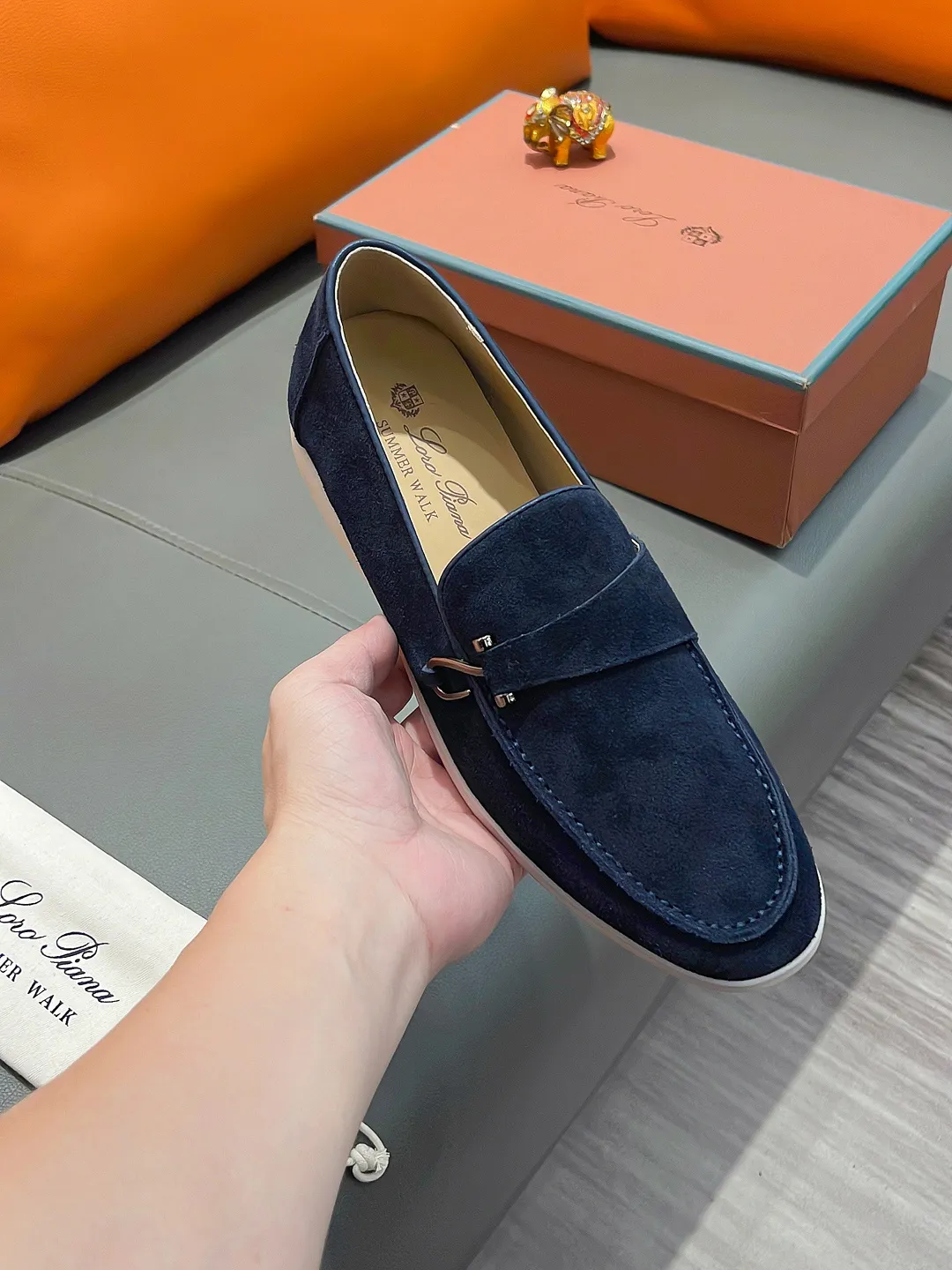 Men's shoes LORO PIANA "LP" P420 Regular size: 38-44 (casual shoes) Product materials: Selected high-mercerized suede upper, comfortable sheepskin lining; original outsole.